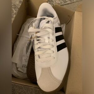 Adidas Women VL Court 3.0 Sneakers
